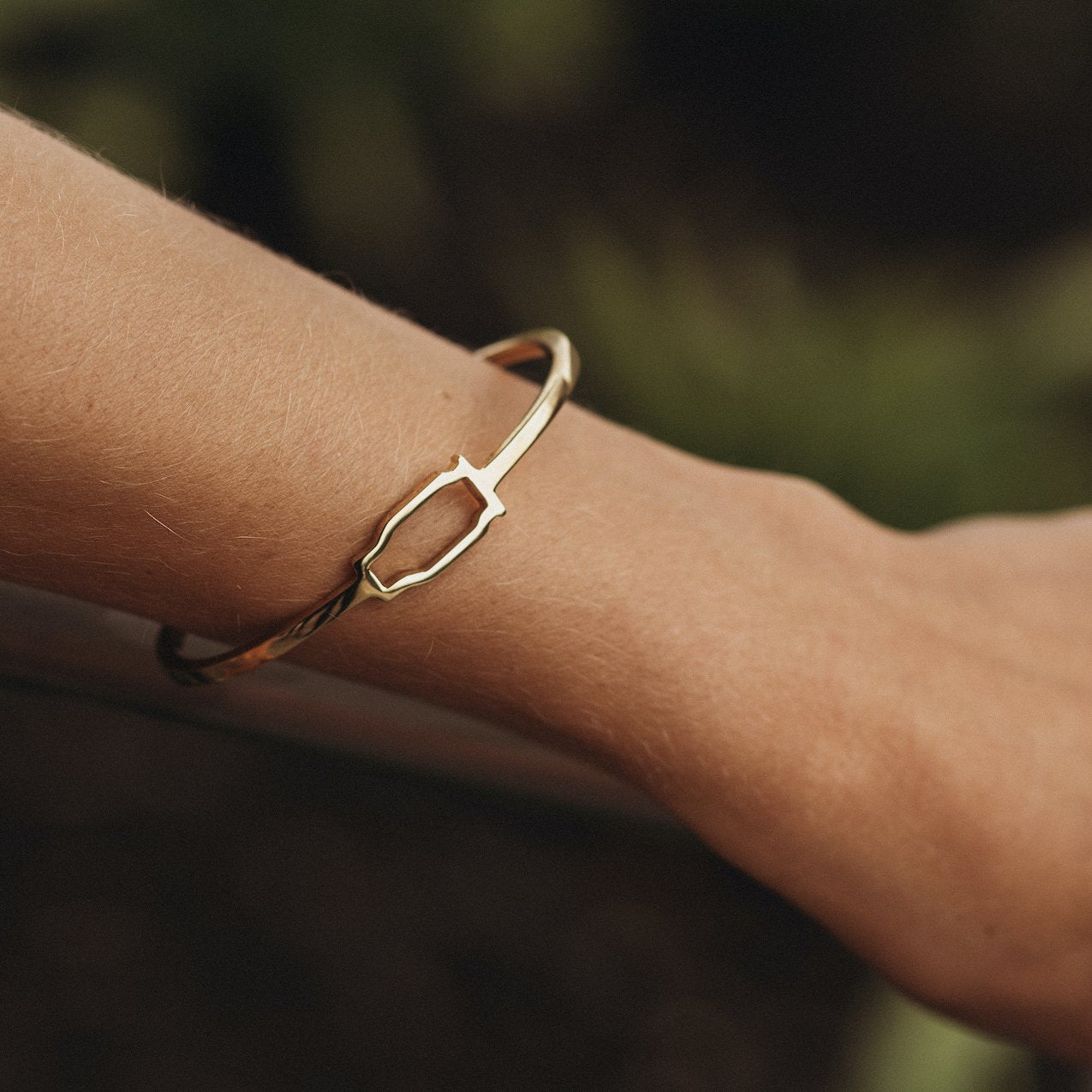 Hollow Point Cuff